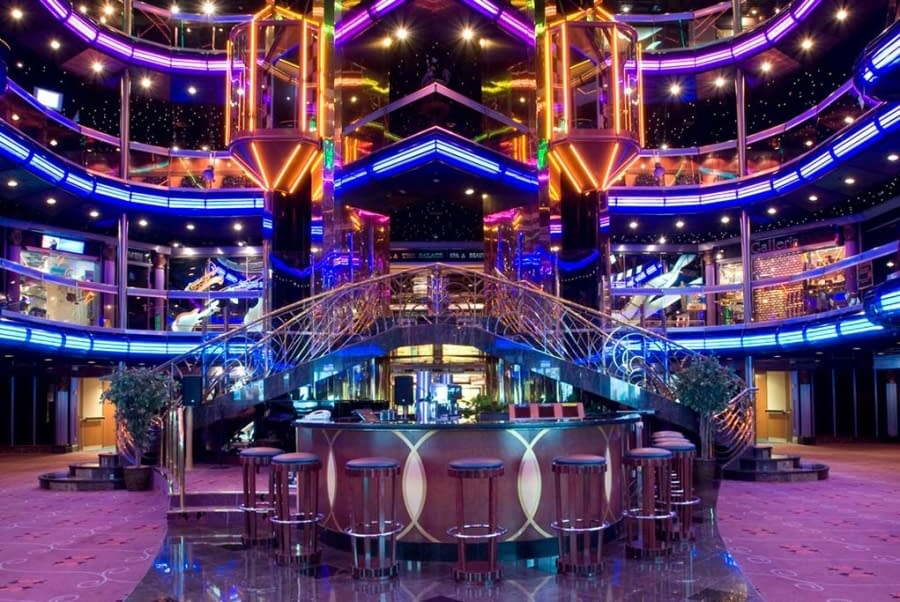 Bar-Grand-Atrium