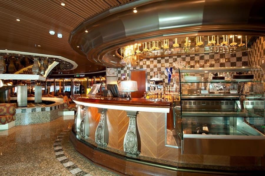 Piazza-Cafe