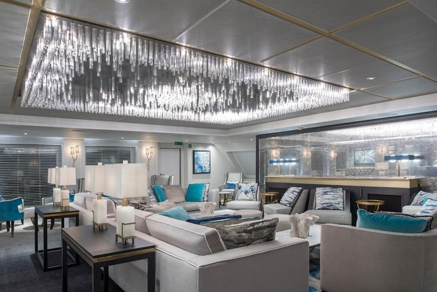 Cove-Lounge
