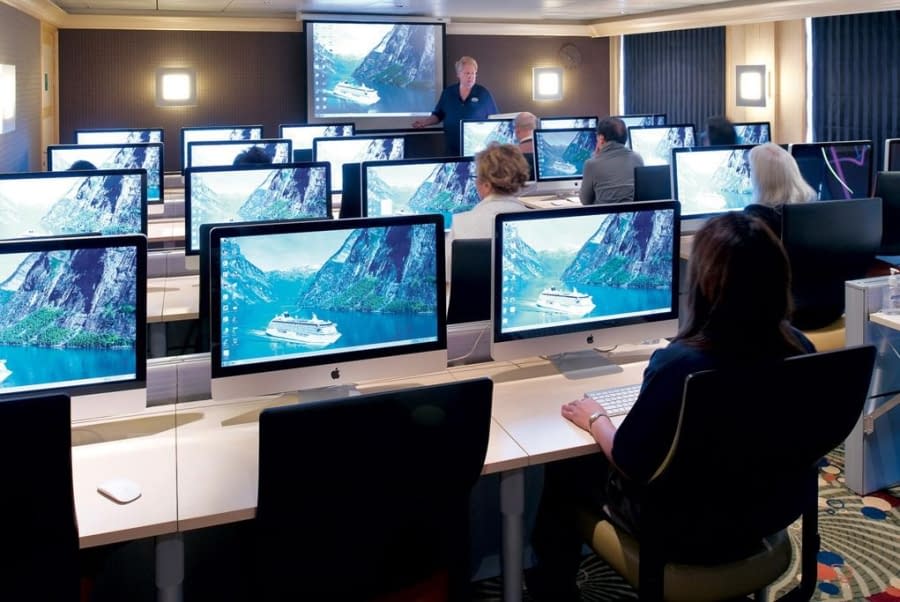 Computer-at-Sea