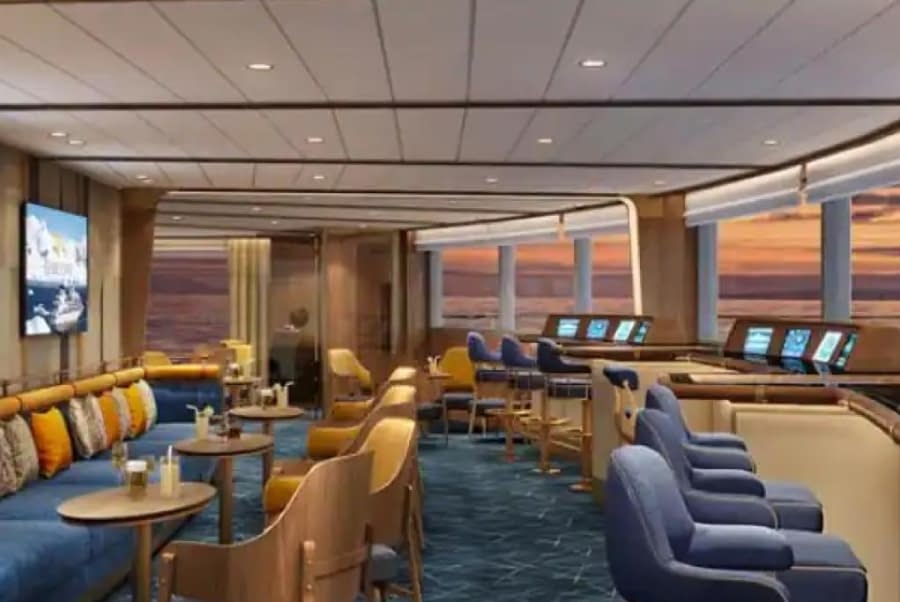 Bow Lounge