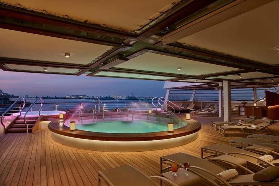 Jacuzzi
