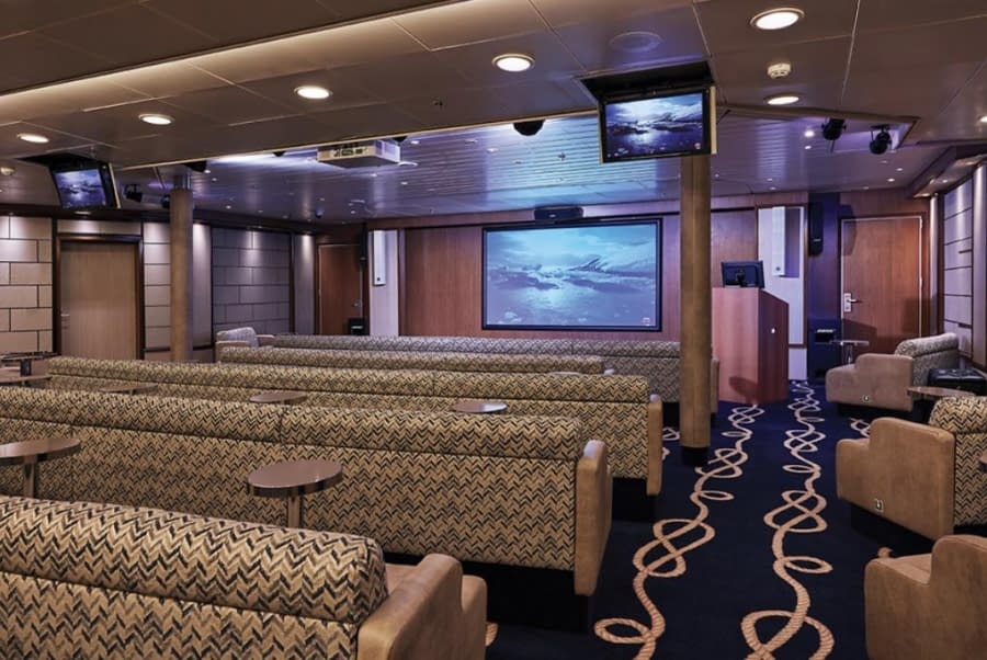 Explorer Lounge
