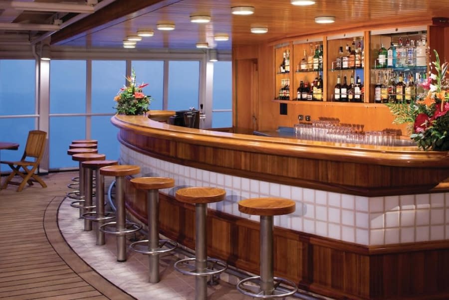 Pool bar